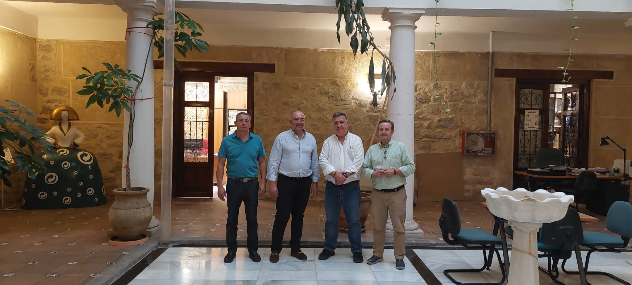 El Ayuntamiento avanza en la dotación de servicios al Puente de la Sierra