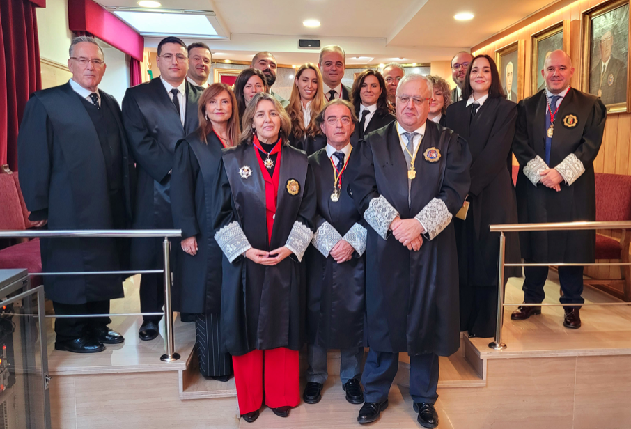  El Colegio de Abogados de Jaén acoge la jura de seis nuevos colegiados 