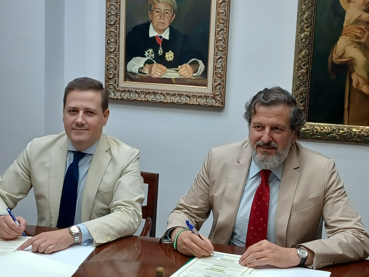  Caja Rural de Jaén y el Colegio de Procuradores firman un convenio bianual 