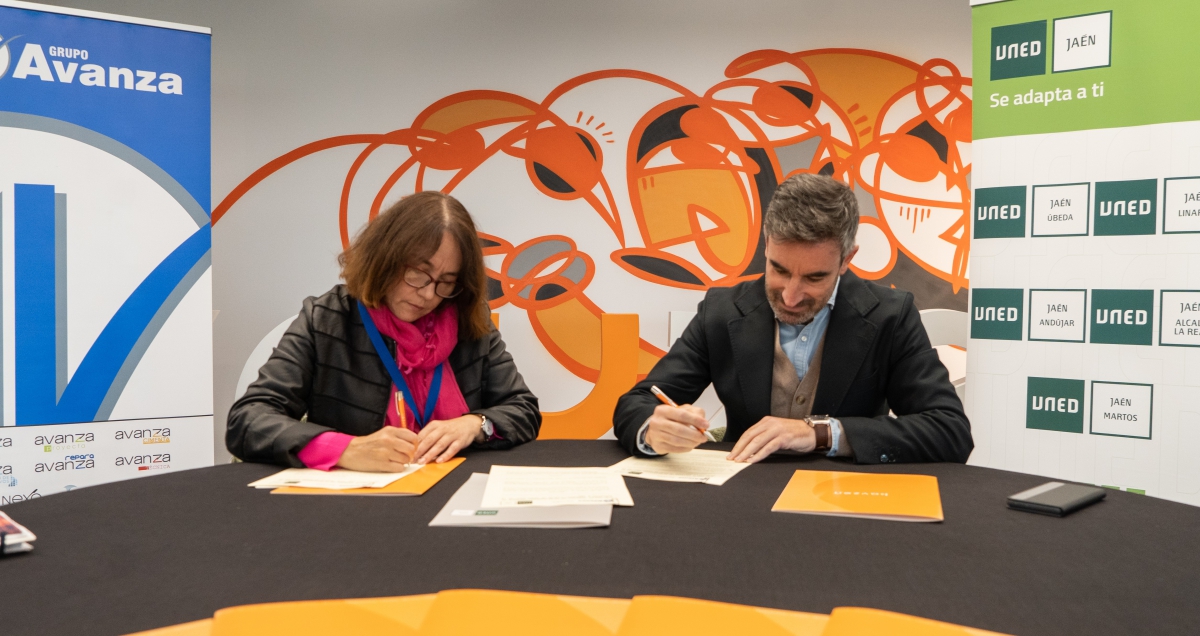  La UNED en Jaén y el Grupo Avanza firman un convenio de colaboración 