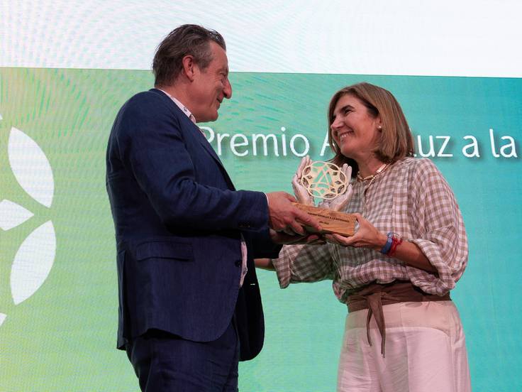  Paco Luis Martos recibe el Premio a la Artesanía de Andalucía 