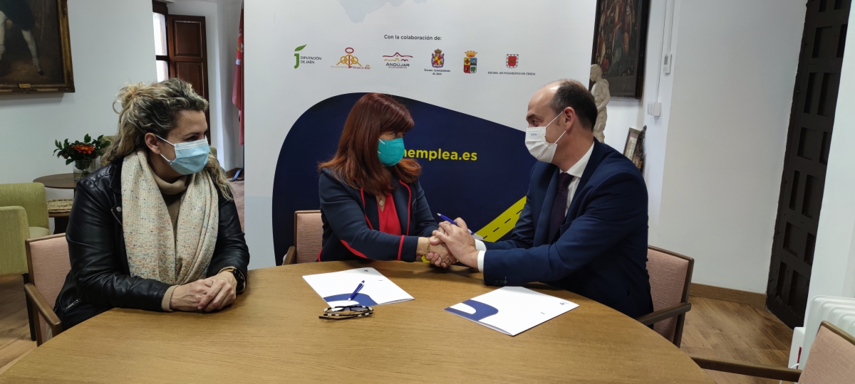  Firma del convenio de colaboración entre el Ayuntamiento de Úbeda y CLECE 