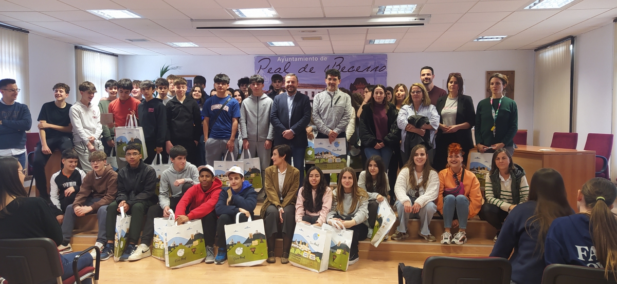  El IES  de Peal de Becerro invita a los alumnos del IES de Massanassa 