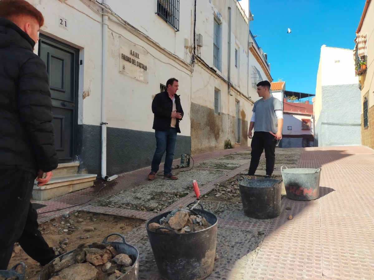  El Ayuntamiento repara 16 calles del conjunto histórico 