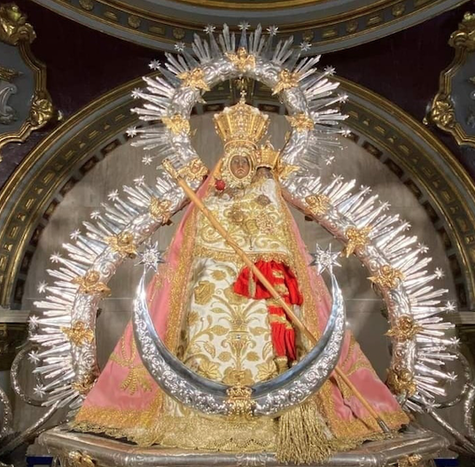  La Virgen de la Cabeza procesiona esta noche en la Fiesta de la Aparición 