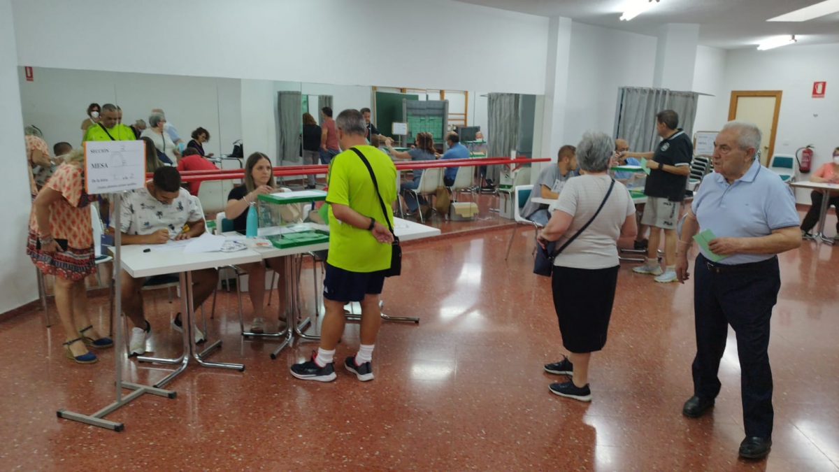  Constituidas sin incidencias las 10.189 mesas electorales en Andalucía 