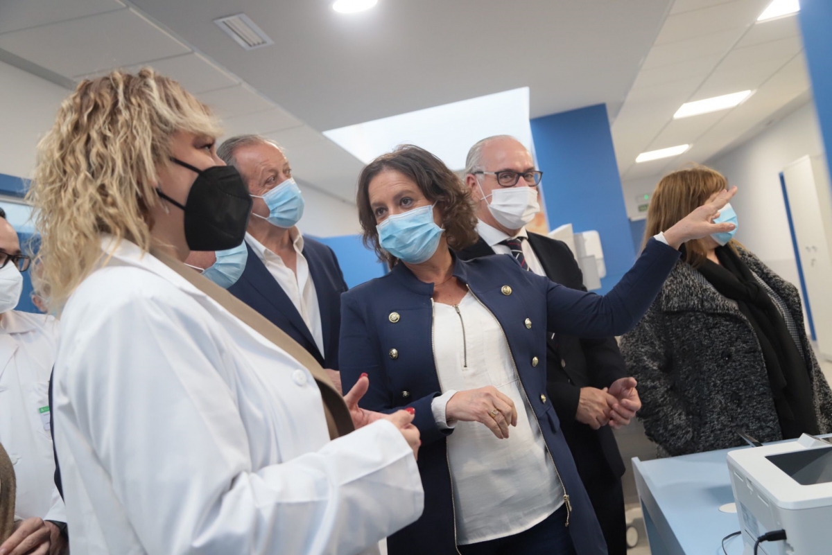  Inauguran la nueva UCI del Hospital Alto Guadalquivir, en Andújar 