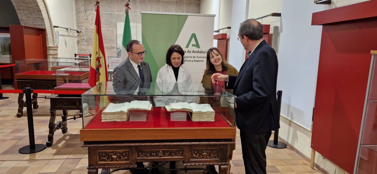  El Archivo Provincial muestra documentos del siglo XVIII con firma femenina 