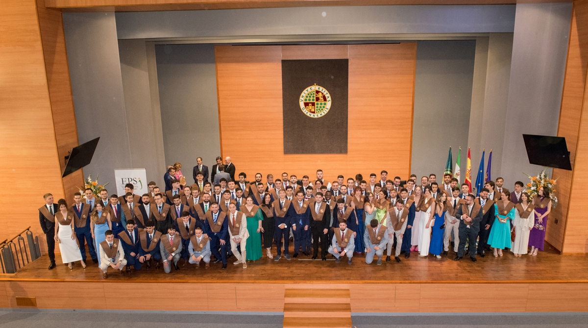  La Escuela Politécnica Superior de Jaén celebra sus actos de graduación 