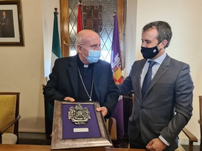  El Ayuntamiento de Jaén y el Obispado firman la cesión del cementerio 