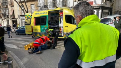  Un accidente de moto en la calle Ejido provoca restricciones 