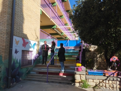  El Ayuntamiento acomete trabajos de pintura en los colegios públicos 