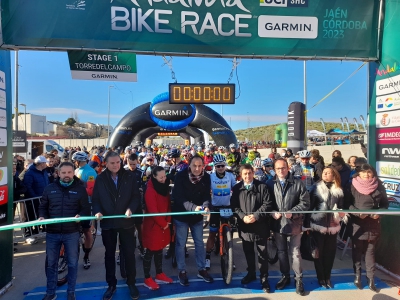  Arranca la 13º Andalucía Bike Race en Torredelcampo 