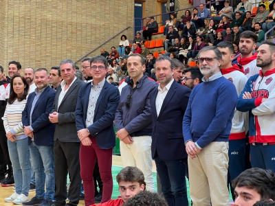  El Ayuntamiento muestra su apoyo al Club de Baloncesto de Jaén 