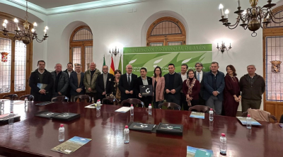  La Junta reitera su "compromiso" con la candidatura de Paisajes del Olivar 