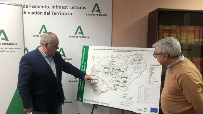  Fomento renovará las paradas de autobuses en 17 municipios 
