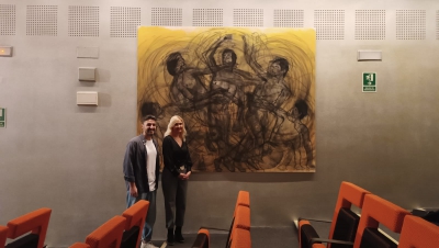  El Teatro Infanta Leonor luce un cuadro de Pedro Siratz 