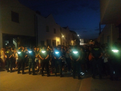 Noche tranquila en Peal de Becerro con presencia de la Guardia Civil 