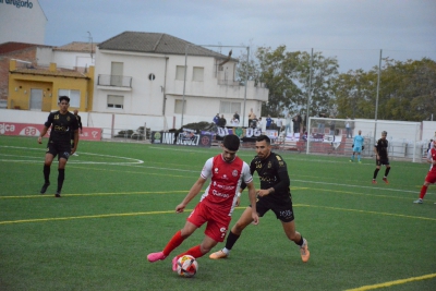  Derrota del Linares Deportivo (0-1) sobre la campana 