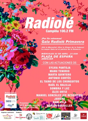  La Gala Radiolé vuelve a llenar el pórtico de la Romería de buena música 