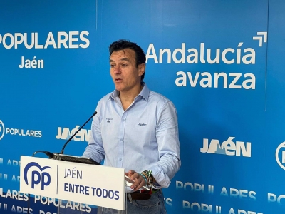  El alcalde acusa al PSOE de ser "desleales con los jiennenses" 