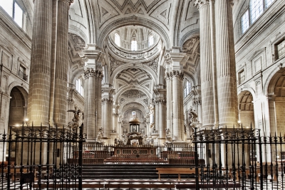  La restauración de las vidrieras de la catedral de Jaén, al 70% 