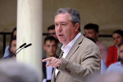  Juanma Moreno señala que el PP aspira "a lo más alto" en la provincia 