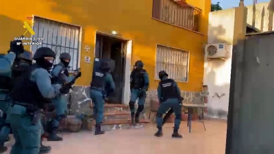  Cuatro detenidos al desmantelar una plantación de marihuana en Santa Elena 