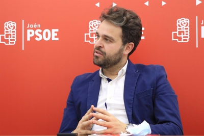  El PSOE llama a la movilización "para defender" la reforma laboral 