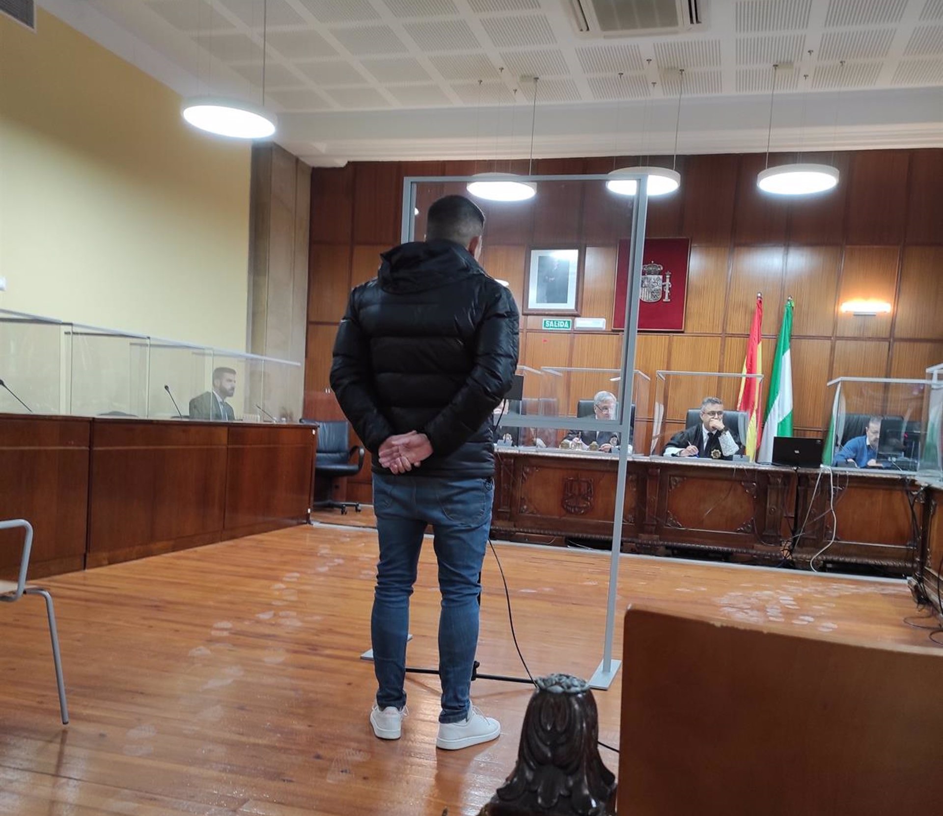  Rebajan en un día la condena a un militar por agresión sexual a una menor 